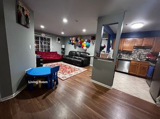 128 Waterford Dr, Edison, NJ 08817