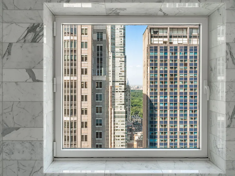 135 W 52nd St #Penthouse 5S — Photo 18