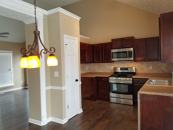 5th image of 316 Winchester Dr