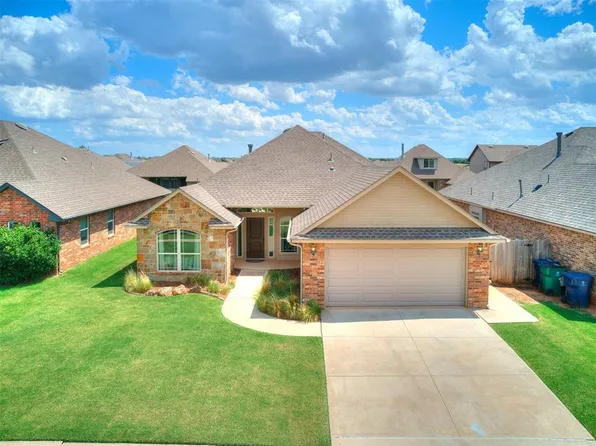 8416 NW 143rd Ter, Oklahoma City, OK 73142