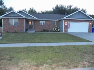 1620 Rivendell St, Junction City, KS 66441