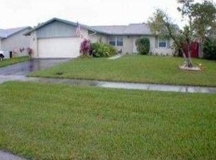 9145 Saddlecreek Dr, Boca Raton, FL 33496