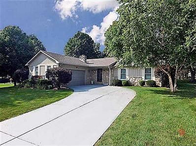 1st image of 911 Cardinal Dr