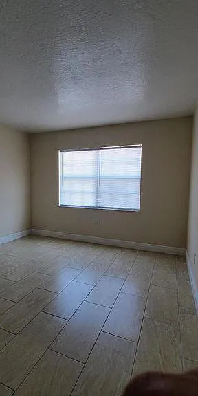112 Ulster Ct — Photo 7