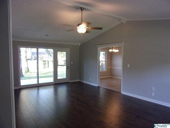 4th image of 1087 Joshua Dr SE