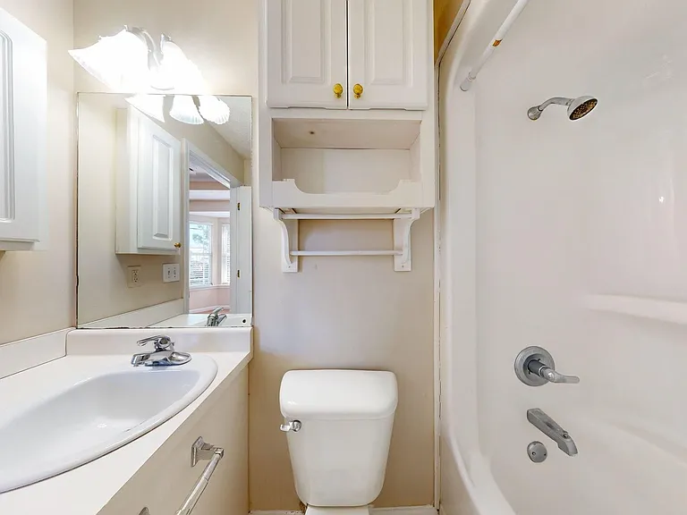 675 Nissa Ct — Photo 7