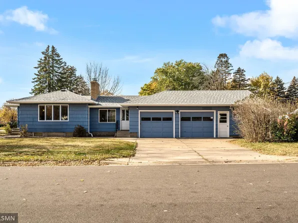 983 Grandview Ave W, Roseville, MN 55113