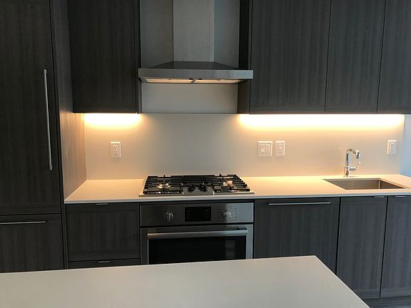 4th image of 2351 Beta Ave #1605