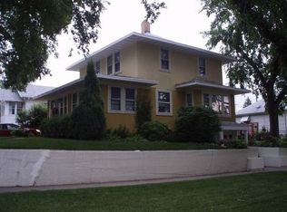 602 N 12th St, Bismarck, ND 58501