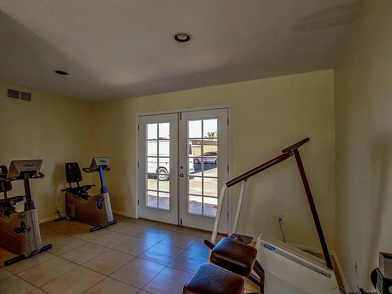 11640 N 51st Ave #216 — Photo 32