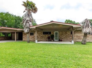 3211 Tyler Ave, Nederland, TX 77627