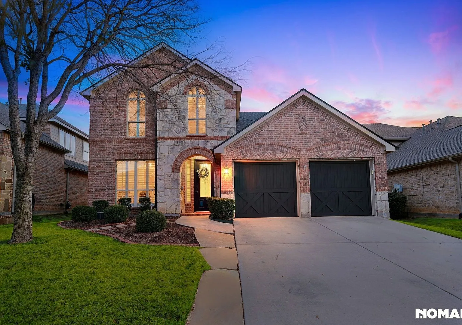 Spacious 4BR House in Lantana — Photo 1