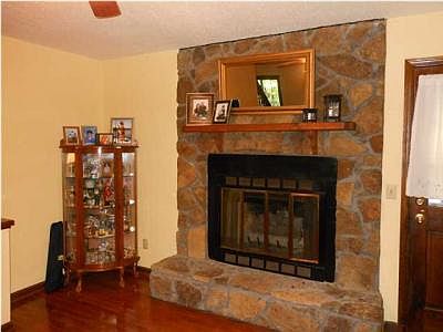 3rd image of 8218 Rolling Stone Ln