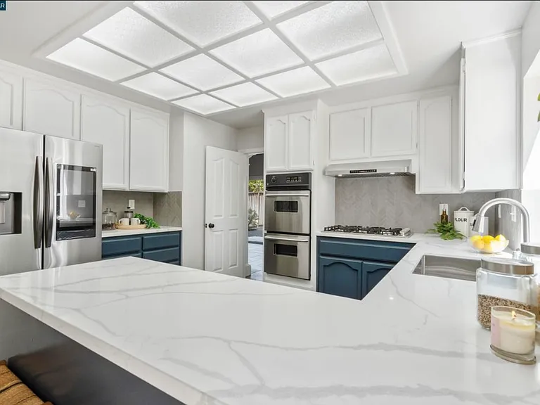 5 Stuart Pl — Photo 13