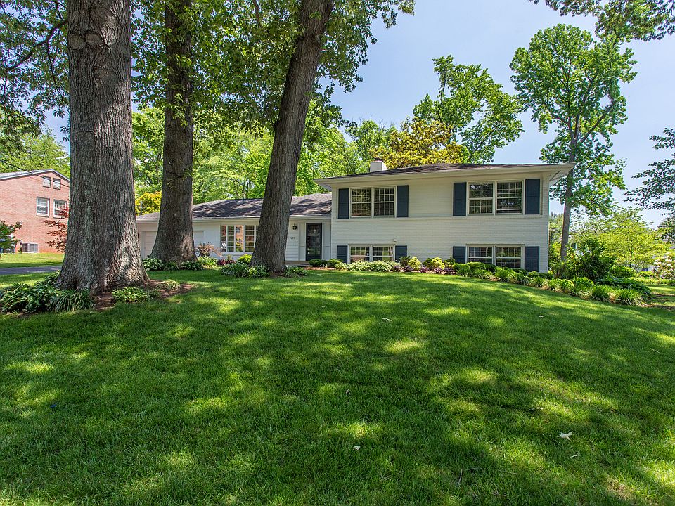 1st image of 7407 Admiral Dr