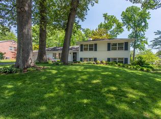 7407 Admiral Dr, Alexandria, VA 22307