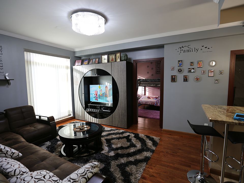 1st image of 1737 E 21st St APT 3A