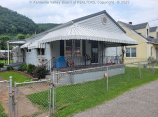 2515 Henry Ella Ave, East Bank, WV 25067