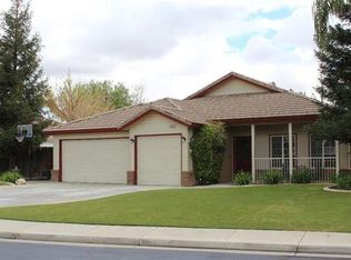 7208 Cafe Rouge Dr, Bakersfield, CA 93312