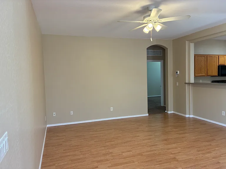 15340 W Acapulco Ln — Photo 7