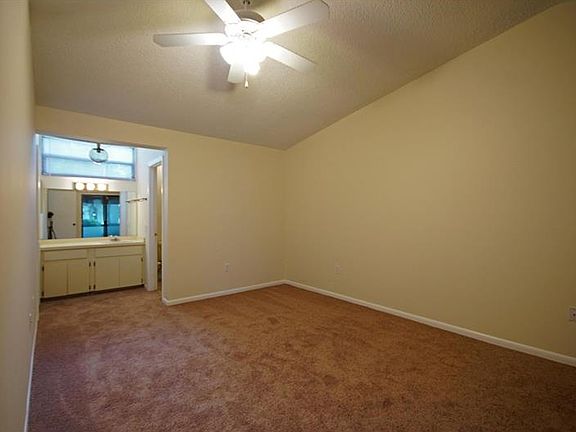 5th image of 2522 Gulfbreeze Cir