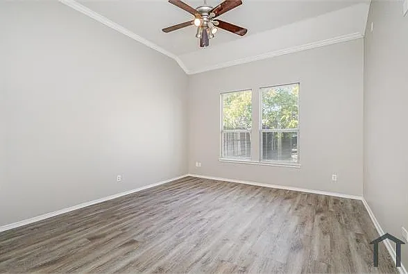 506 Niagara Falls Dr — Photo 15