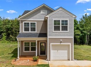 630 East St, Reidsville, NC 27320