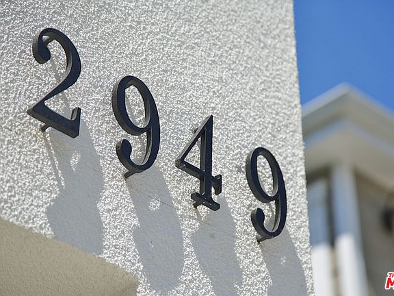 3rd image of 2949 Kelton Ave