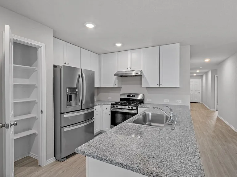 542 Blue Stem Rd — Photo 16