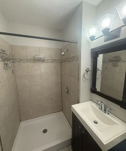 1809 Merriman Ave — Photo 4