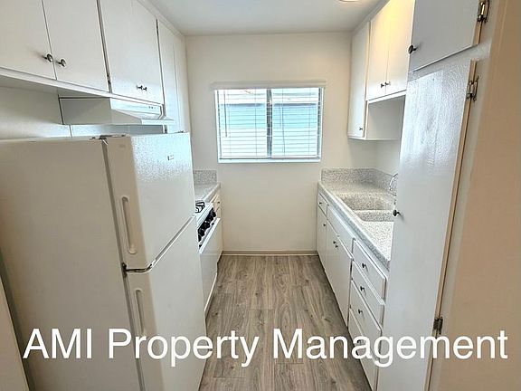 2nd image of 4254 Highland Ave APT 7