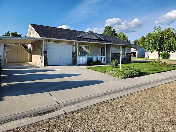 2nd image of 2105 Alder Dr