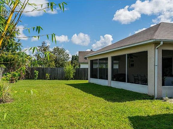 3rd image of 3154 Atwater Dr