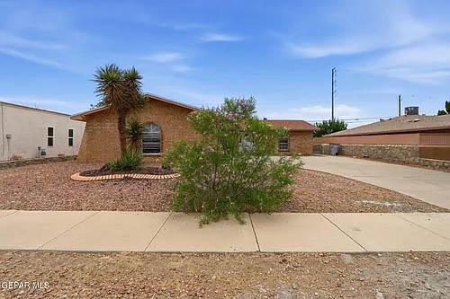 1610 Dale Douglas Dr Photo 1