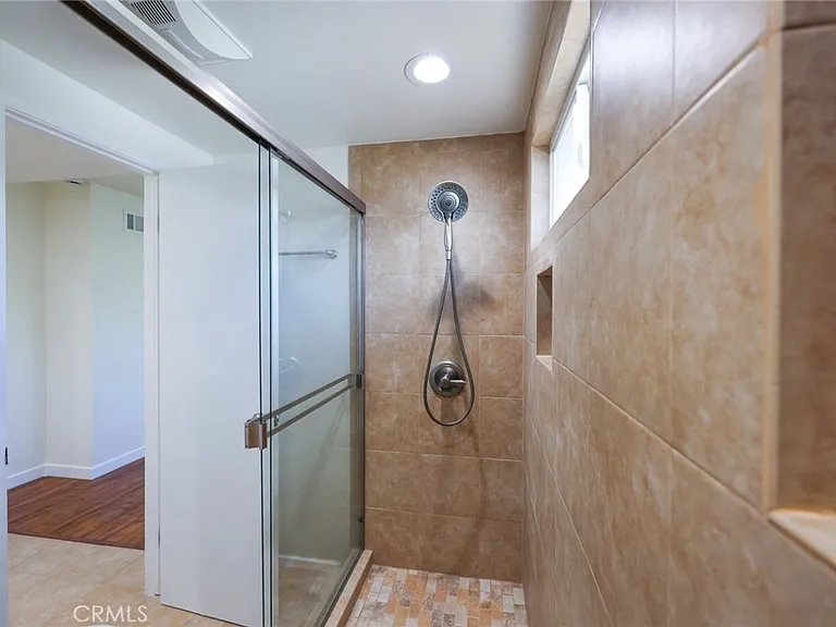 17122 Spinning Ave — Photo 20