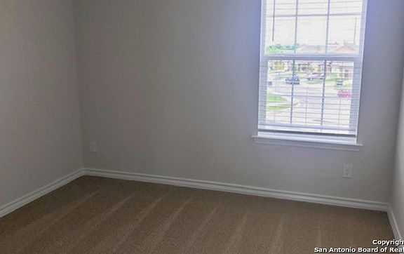 4th image of 11823 Blackmore Leap