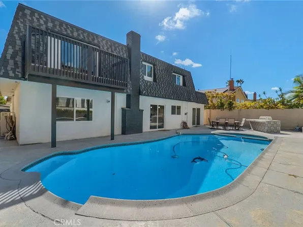 25421 Adriana St, Mission Viejo, CA 92691