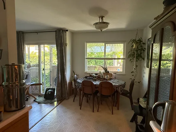 (undisclosed Address), Santa Rosa, CA 95403