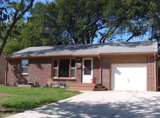 1921 S Pinecrest Ave, Wichita, KS 67218