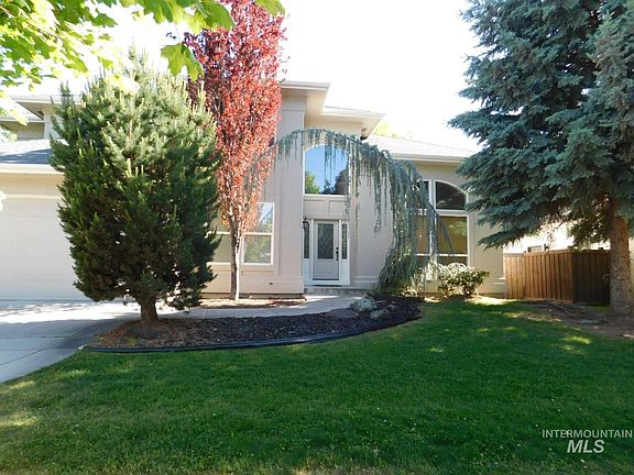 2nd image of 2123 W Divide Creek St