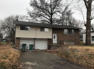 9809 Balboa Dr, Saint Louis, MO 63136