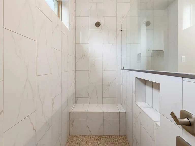 15834 Meadow Crk — Photo 16