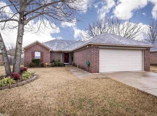 1230 Trenton Dr, Conway, AR 72034