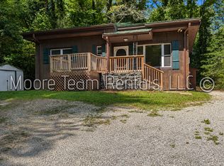 536 Fairway Dr, Hendersonville, NC 28739