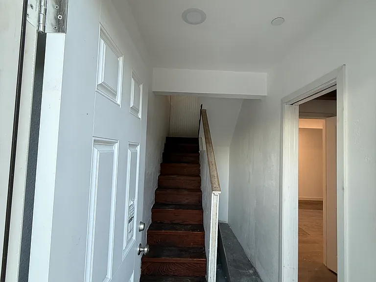 14273 Eastridge Dr — Photo 14