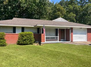 612 Hillendale Dr, Hattiesburg, MS 39402