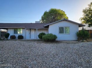 325 Oak Fair Way, Bakersfield, CA 93309