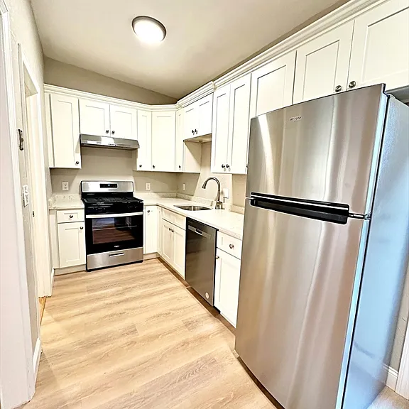 89 Cottage St #2 — Photo 6