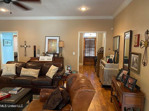 5th image of 119 Kenzie Dr