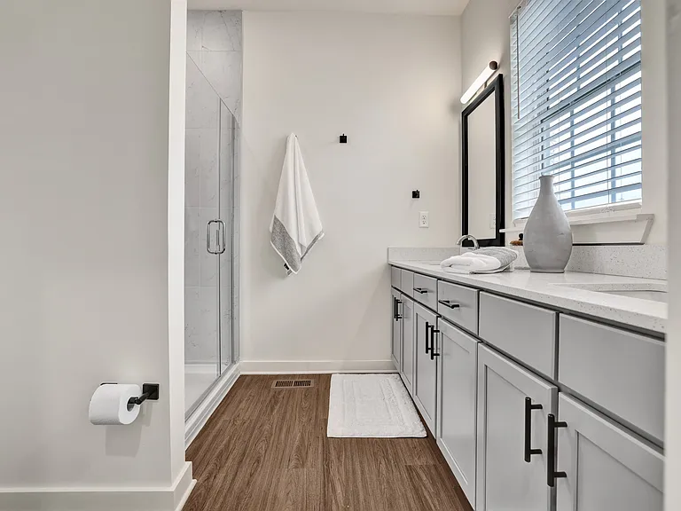 West Row Lofts & Townhomes — Photo 13